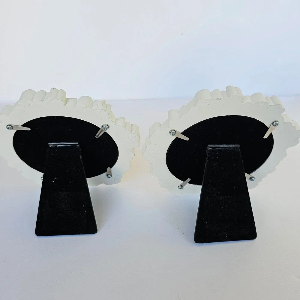 Set 2 White Gold Floral Plumeria Round Photo Frames Coastal Decor Shabby Chic‎